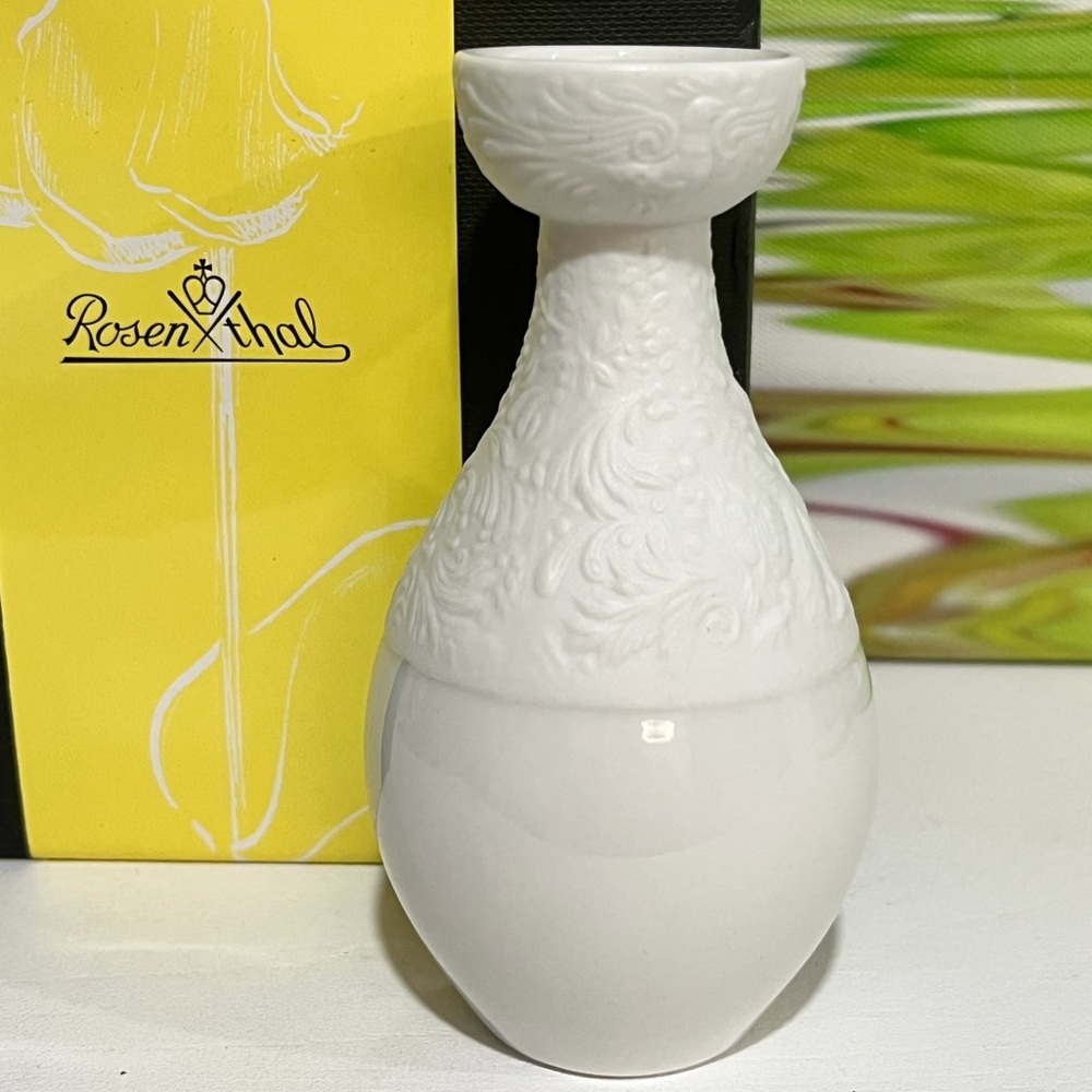 Rosenthal Bjorn Wiinblad Zauberflote Magic Flute White Mini Vase 11cm